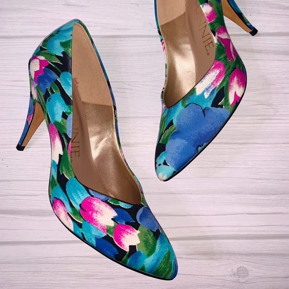 Connie Shoes Connie Floral Fabric Heels Poshmark Connie Shoes Connie Floral Fabric Heels Poshmark